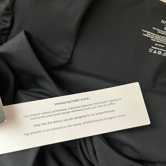 New PatBo Long Sleeve Cut-Out Top Stretch Active Black Large NWT - Picture 9 of 9